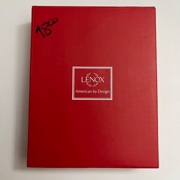 EUC Lenox Sparkle & Scroll Multicolored Crystal Silver Plate Snowflake Ornament - Picture 5 of 7